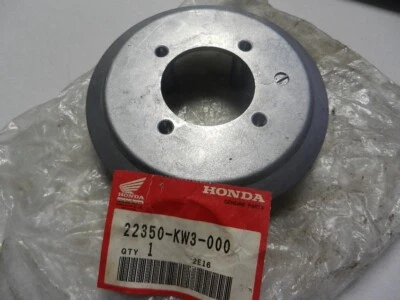 Placa de presión de embrague Honda 85-86 ATC350 88-90 y 94 NX250 22350-KW3-000 NUEVO DE STOCK Foto 1 de 4