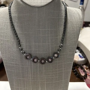Pretty 17” Hematite & Pink Glass Necklace - Picture 1 of 12