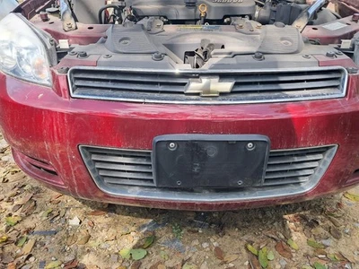Used Upper Grille fits: 2008 Chevrolet Impala w/fog lamps upper Upper Grade A Foto 1 de 4