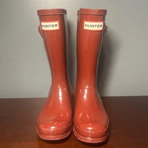 Hunter Orginial Kids Gloss Red Rain Boots/Shoes Size 13 boys / size 1 girl - Picture 1 of 9
