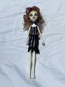 2014 Monster High Scaremester Catrine DeMew Doll  Mattel Outfit Missing Fingers - Picture 1 of 15