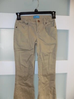 Pantalones The Children's Place corte bota elástico caqui talla 8 para niña Foto 1 de 3