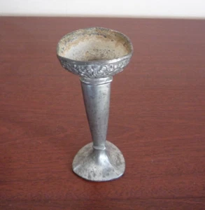 Vintage Pewter Small Flower Vase Stamped MADE IN ENGLAND - 5 3/8" High - Picture 1 of 12
