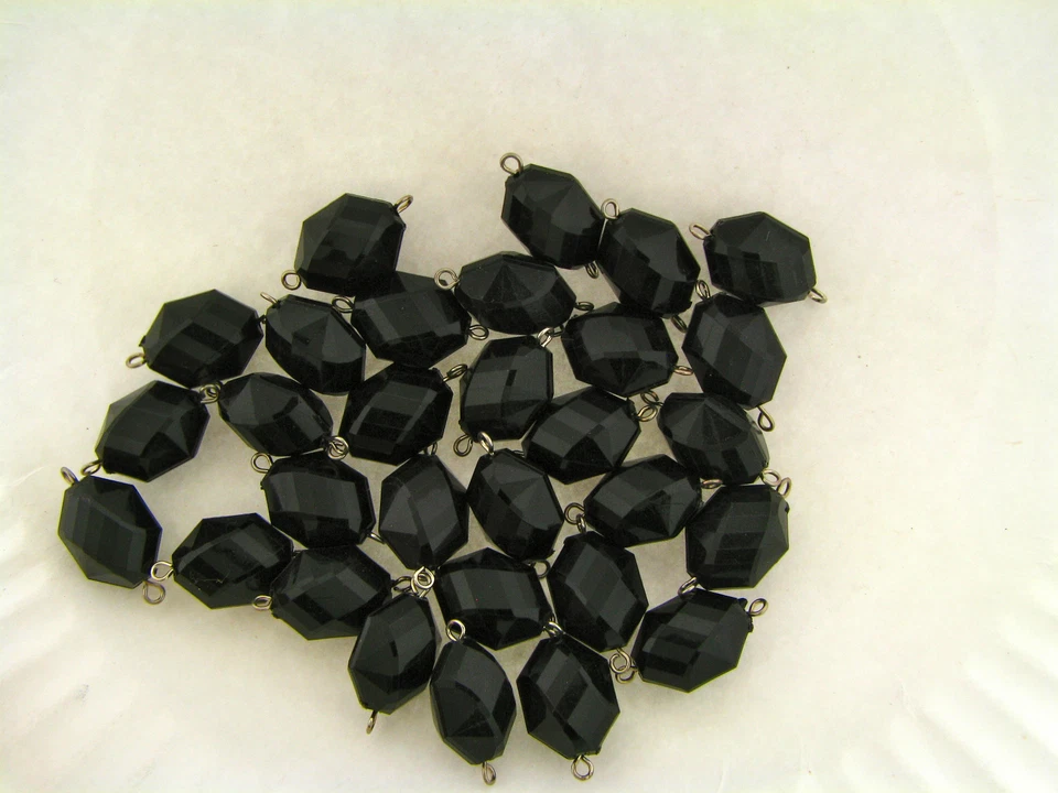 Lote de cuentas conector Lucite cojín elegante color ónix negro facetado vintage Foto 1 de 1
