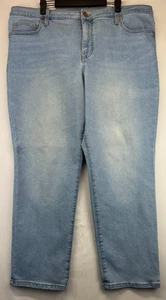 Terra & Sky Jeans - Womens Size 16P - Straight Leg - Stretch - Distressed (4103) - Picture 1 of 18