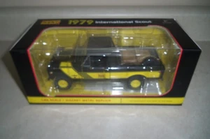 Kent Feeds 1979 International Harvester Scout Pickup 1/25 First Gear NEUWERTIG - Bild 1 von 3