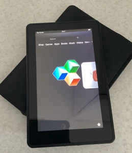 Amazon Kindle Fire 1st Gen 7" Tablet Reader 8GB WiFi D01400 Black VGC - Picture 1 of 11