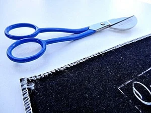 Apliques de pico de pato doblado rojo 6" tijera bordado/confección de vestidos - Imagen 1 de 8