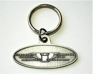 Vintage Hart-Parr Farm Tractor Charles City Iowa Schlüsselanhänger 2002 NOS Logo Serie - Bild 1 von 3