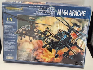 DF317 AH-64 Apache 1:72 Helicopter Angriffs Hubschrauber Modellbausatz - Picture 1 of 1