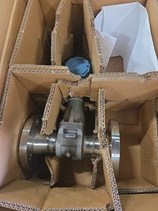 Rosemount 8800D Vortex Flowmeter 2" 150 8800DF020SA1N1D1E5CN HART 4-20mA  NEW - Picture 1 of 5