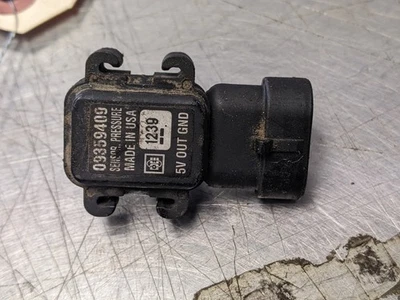 Датчик абсолютного давления коллектора MAP для 01-03 GMC Sierra 3500 8.1 - Изображение 1 из 4