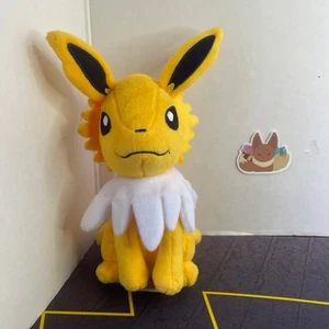 Peluche Pokemon Tomy Jolteon Eevee Eeveelution 2016 Nintendo Peluche - Imagen 1 de 9