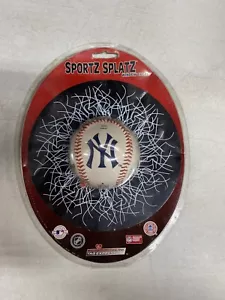 Sportz Splatz MLB New York Yankees Baseball Window Decal NIP - Picture 1 of 2