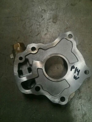 Bomba de aceite con motor C Prius 12-18 OEM 1510021072 Toyota Foto 1 de 4