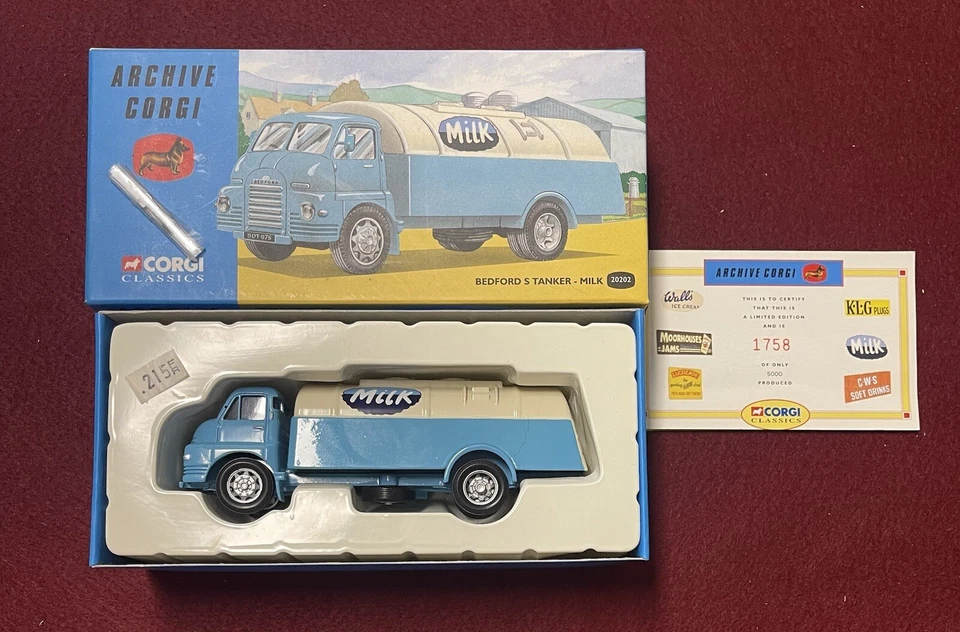 CORGI CAMION BEDFORD’S TANKER MILK  TANKER " N° 20202 COMPLET - Photo 1/1