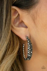 PAPARAZZI A GLITZY CONSCIENCE SILVER HOOP EARRINGS - Picture 1 of 3