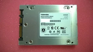 Toshiba THNS256GG8BBAA 256GB Solid State Drive 2.5" - Picture 1 of 1