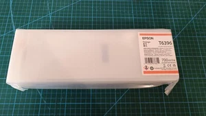 Cartouche d'encre orange Epson T6396 C13T639600 (expiration 2026 07 31) - Photo 1/5