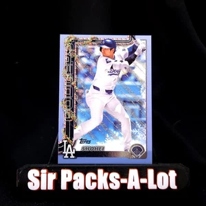 Shohei Ohtani - 2025 Topps Holiday brillo azul claro y blanco - #H200 - Imagen 1 de 2