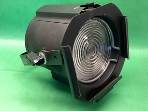 Altman 65Q Stage Studio Theater Light 6" Adjustable Fresnel Lamp w Gel Holder - Picture 1 of 5