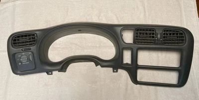 Blazer Chevy S10 1998 con bisel de tablero Jimmy Bravada radio gris oscuro 98-04 *Single Din Foto 1 de 4