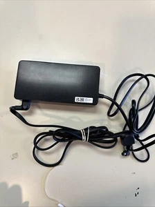 Genuine Samsung A14024_TPN 24V 5.83A 140W Monitor AC Adapter (P/N: BN44-01024A) - Picture 1 of 4