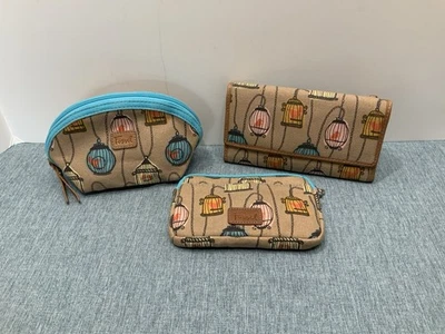Juego de 3 piezas con patrón de jaula de pájaros de lona fósil - billetera, cosméticos y bolsa Foto 1 de 4