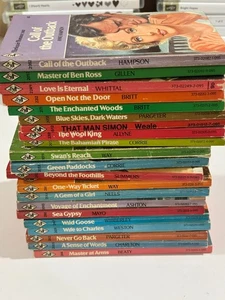 Vintage Harlequin Presents Romance Books Paperback LOT of 21 Red Page Edges ++ - Picture 1 of 2