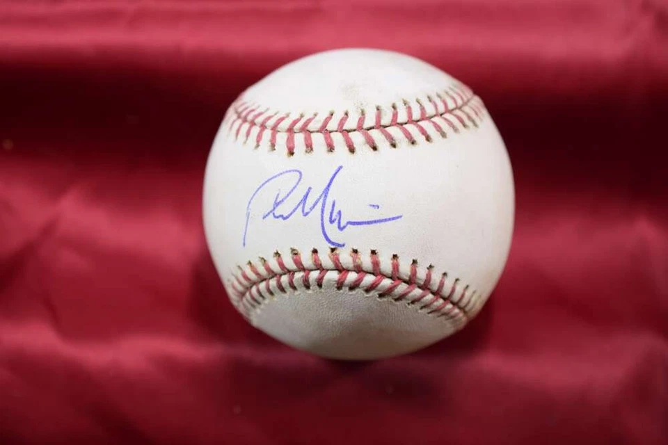 Phil Nevin Autograph Major League OML Signed Baseball - Image 1 of 1