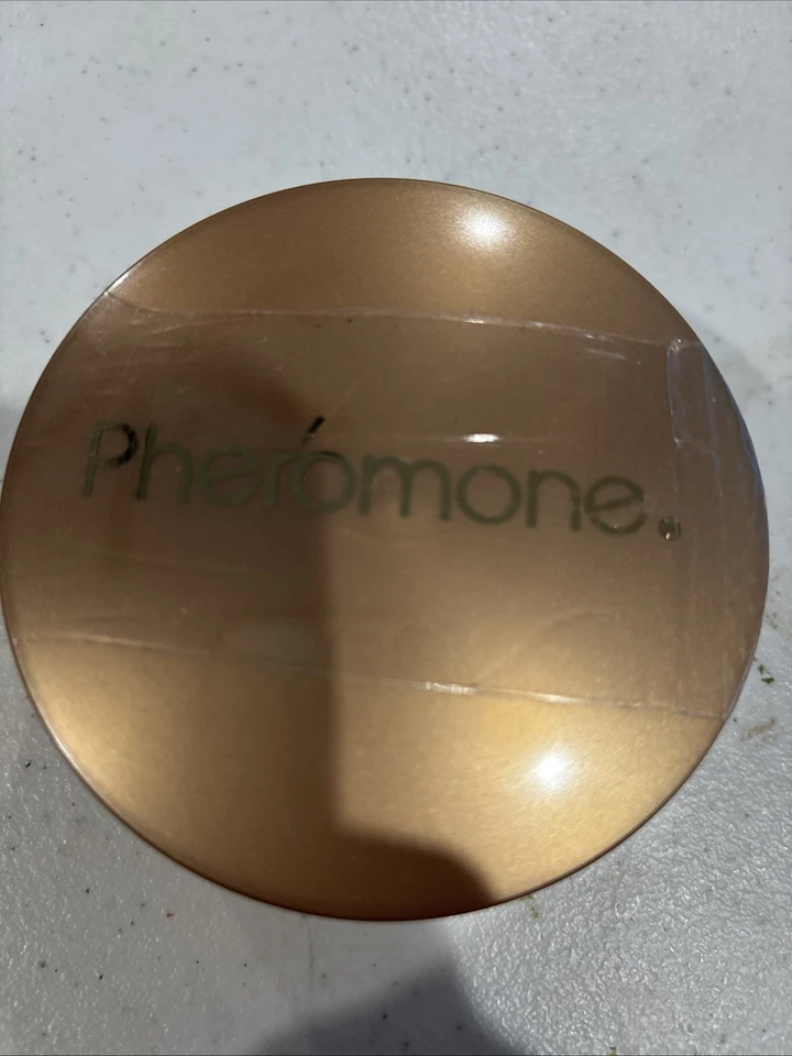 Polvo de oro feromona Marilyn Miglin 1 OZ Polvo para polvo nuevo Foto 1 de 3