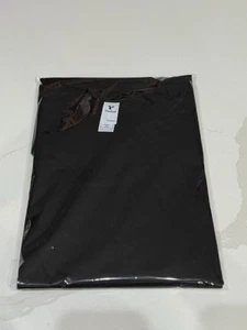 Plain T-Shirt - Picture 1 of 6