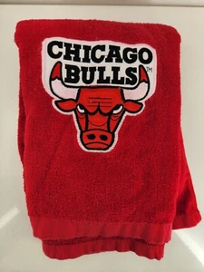 Vintage Chicago Bulls Red Towel embroidered logo Jay Franco 100% Cotton - Picture 1 of 5
