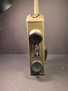 Ricevitore radio vintage seconda guerra mondiale US Army Signal Corps BC-611-F Handie-Talkie e Tran - Foto 1 di 12