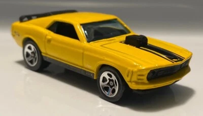 ** HOT WHEELS 1998 PRIMERAS EDICIONES 1970 MUSTANG MACH 1 CON COCTELERA CAPÓ CUCHARA ** Foto 1 de 4