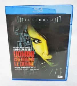UOMINI CHE ODIANO LE DONNE - BLU-RAY USATO - Foto 1 di 3