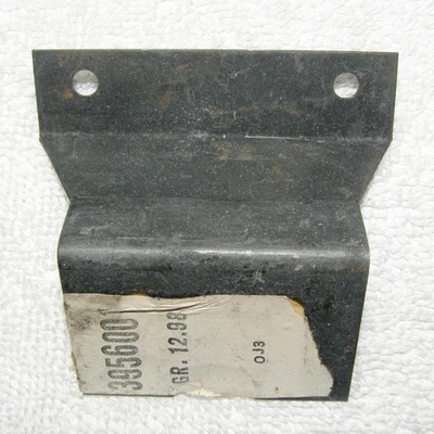 NOS 1969-71 Chevrolet Corvette Front Roof Panel & Back Window Storage Tray Clip Foto 1 de 4