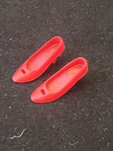 VINTAGE FRANCIE RED CUT OUT PUMPS - NO SPLITS! - Picture 1 of 3