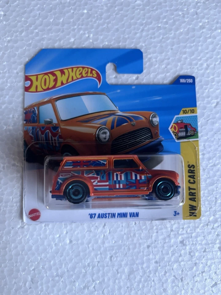 Hot Wheels '67 Austin Mini Van - Immagine 1 di 1