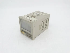 OMRON H5CR-L-AC100/240 TIMER - Foto 1 di 3