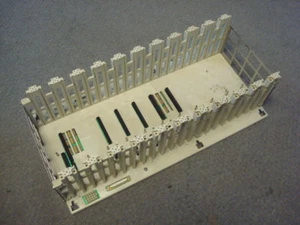 USED Modicon AS-H827-209 11 Slot Rack 984 Series - Picture 1 of 5