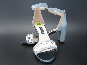 Sandalias Nine West Cachemira Punta Abierta Correa de Bloque Sandalia CUERO AZUL/BLANCO Talla 5,5M - Imagen 1 de 12