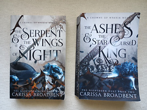 Crowns Of Nyaxia (Nightborn Duet) livres à couverture souple 1 & 2 par Carissa Broadbent