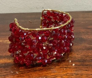 Lovely Sparkly Red Beaded Bracelet/Cuff - Picture 1 of 8
