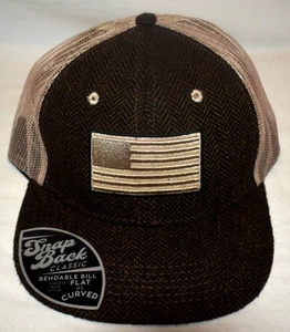 Gorra de granjero y Lovin’ it hasta la rodilla para hombre espalda a presión nueva con etiquetas bandera americana - Imagen 1 de 8