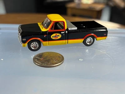 Camioneta Chevrolet C-10 1968 Greenlight Pennzoil Foto 1 de 4