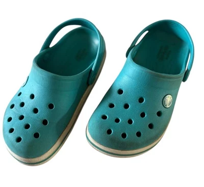 Sandalias clásicas icónicas cómodas Crocs azules/verdes genuinas para niños talla C12 Foto 1 de 4