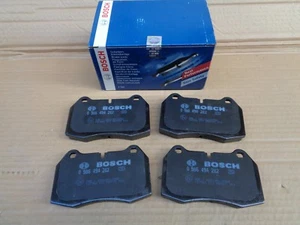 NEW GENUINE BOSCH 0986494282 FRONT BRAKE PADS BMW 7 8 SERIES BP1194 - Picture 1 of 3