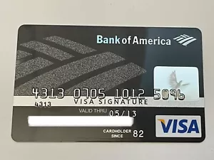 Bank of America Visa Signature Credit Card Black Expired May 2013 Collectible - Picture 1 of 2