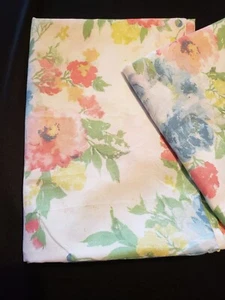 VTG Pillow Cases White Background Pinks, Greens, Blues Floral Set of Two - Picture 1 of 9